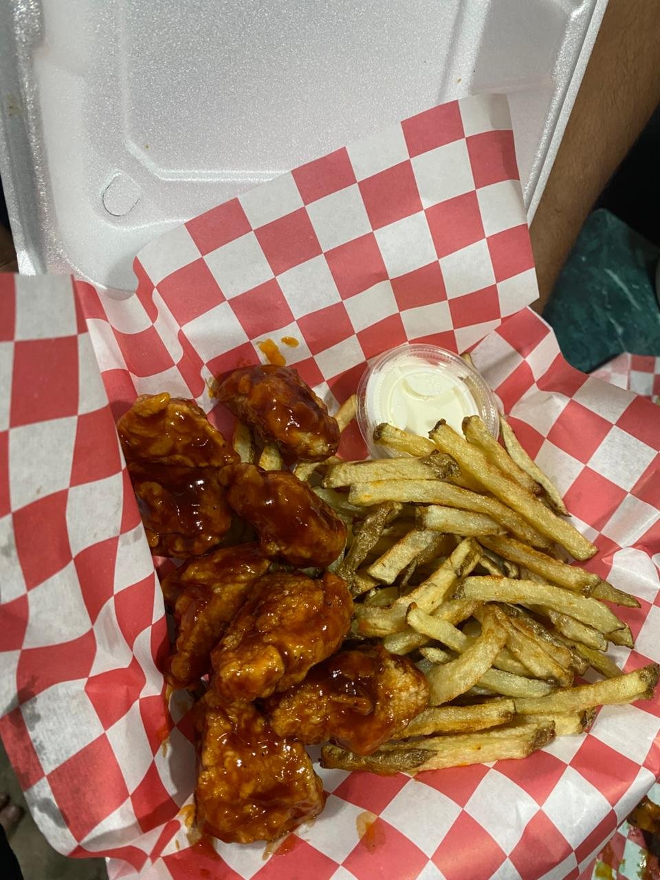 Personal - Boneless con papas